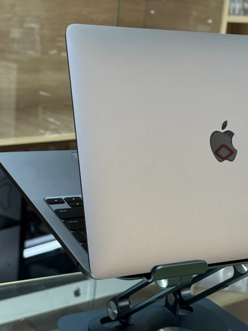 MACBOOK PRO RETINA 13.3 2020 I5 1.4GHZ 8GO 256GO SSD CYCLE 209