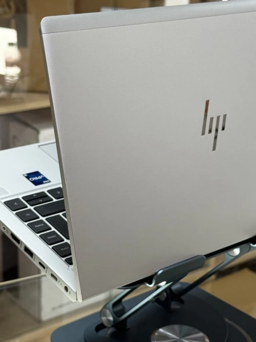 HP PROBOOK 640 G10 I7 VPRO 1365U 16GO 512GO SSD NVME