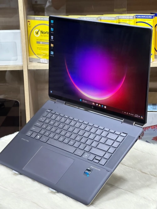 HP SPECTRE X360 16-F2XXX I7 EVO 13700H 16GO 1TO SSD 4K OLED TACTILE X360