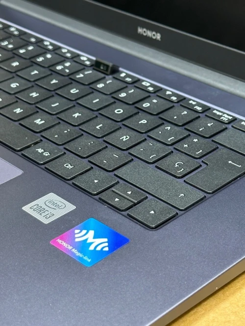 HONOR MAGICBOOK X15 BBR-WAI9 I3 10110U 8GO 256GO SSD NEUF SOUS EMBALLAGE 