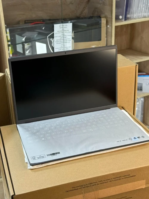 DELL VOSTRO 15 3530 I5 1335U 8GO 512GO SSD NVME NEUF SOUS EMBALLAGE