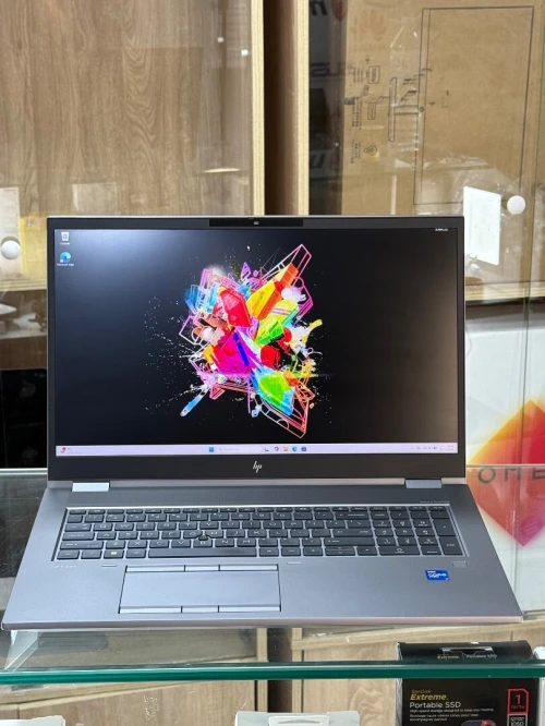 HP ZBOOK FURY 17 G8 I7 VPRO 11850H 32GO 512GO SSD NVIDIA RTX A3000 6GO GDDR6 