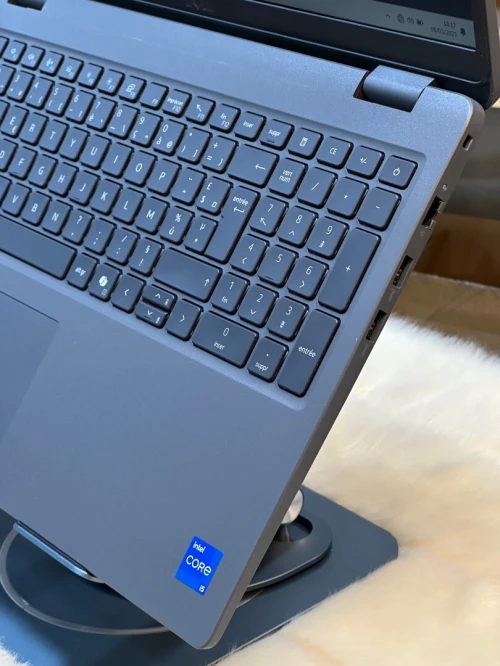 DELL LATITUDE 3550 I5 1335U 16GO DDR5 512GO SSD NVME 