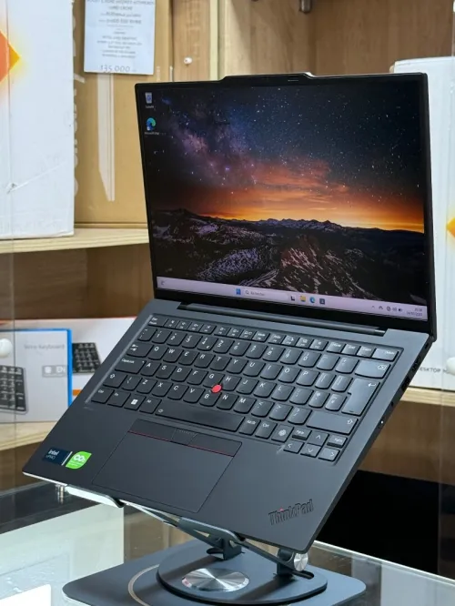 LENOVO THINKPAD X1 CARBON GEN 12 INTEL CORE ULTRA 5 VPRO 135U 16GO 256GO SSD TACTILE 