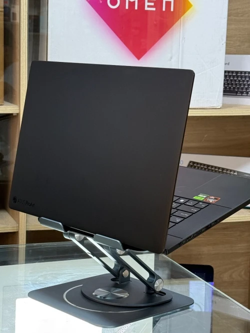 ASUS PROART P16 H7606Wi AMD RYZEN AI 9 HX 370 64GO 2TO SSD NVIDIA GEFORCE RTX4070 8GO 4K OLED TACTIL