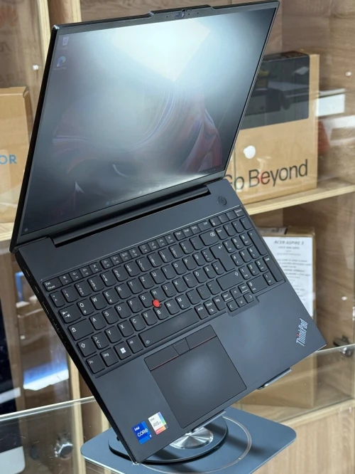 LENOVO THINKPAD E16 I7 1355U 16GO 1TO SSD NVME 