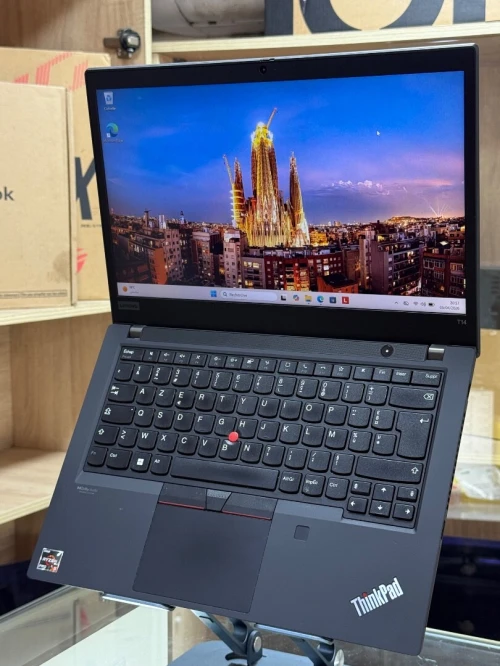 LENOVO THINKPAD T14 GEN 2 AMD RYZEN 5 PRO 5650U 16GO 512GO SSD NVME