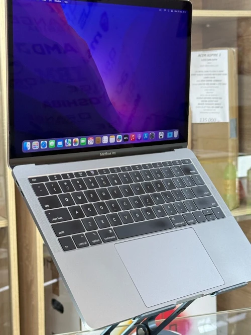 MACBOOK PRO RETINA 13.3 2017 I7 2.5GHZ 16GO 512GO SSD 