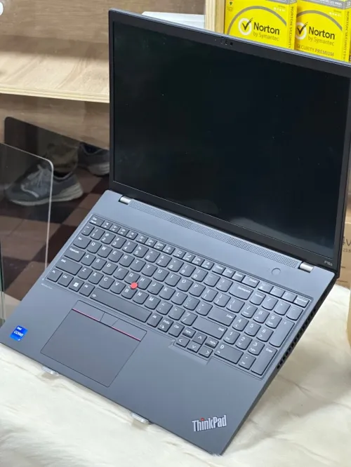 LENOVO THINKPAD P16s GEN 2 4K OLED I7 1360P 32GO 1TO SSD NVIDIA RTX A500 4GO NEUF SOUS EMBALLAGE 