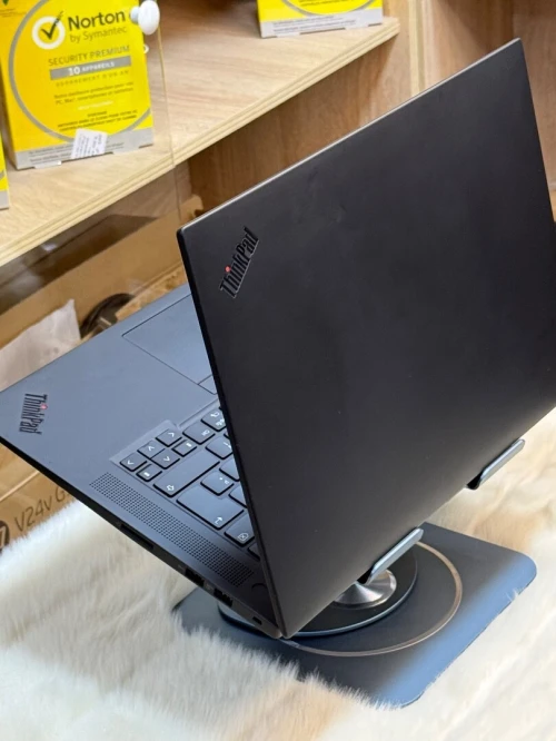LENOVO THINKPAD P1 GEN 4 I7 11850H 32GO 512GO SSD NVIDIA GEFORCE RTX3070 8GO GDDR6
