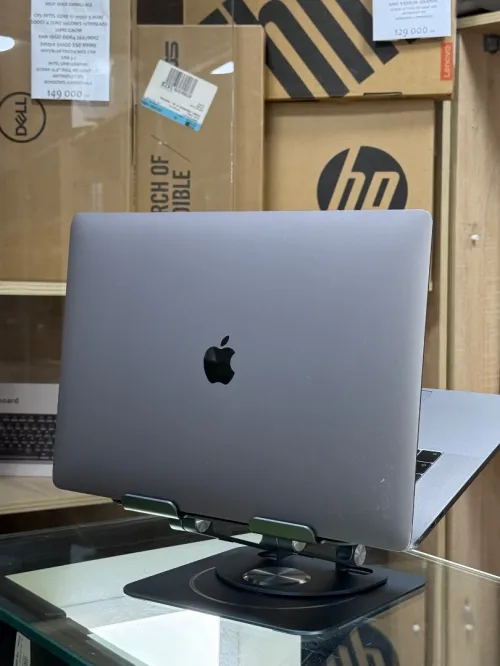 MACBOOK PRO RETINA 15.4 TOUCHBAR 2019 I9 2.4GHZ 32GO 1TO SSD AMD RADEON PRO VEGA 20 4GO CYCLE 312