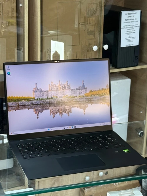 LG GRAM 17 PRO 17Z90SP ULTRA 7 155H 32GO 1TO SSD NVIDIA GEFORCE RTX3050 4GO GDDR6