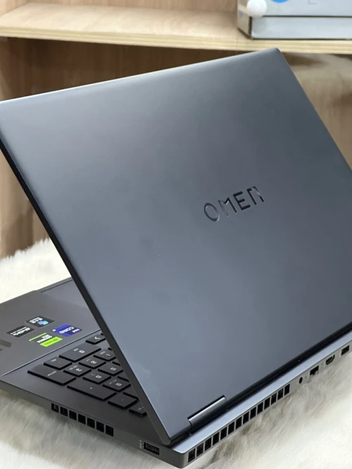 HP OMEN GAMING 16 WF0032TX I9 13900HX 16GO 1TO SSD NVIDIA GEFORCE RTX4060 8GO