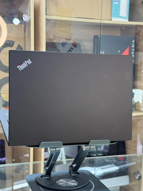 LENOVO THINKPAD P14s GEN 2 I7 1165G7 16GO 512GO SSD NVIDIA T500 4GO GDDR6