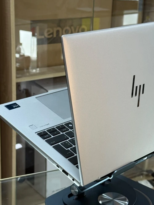 HP ELITEBOOK 840 G11 ULTRA 5 135H 32GO 512GO SSD NVME 