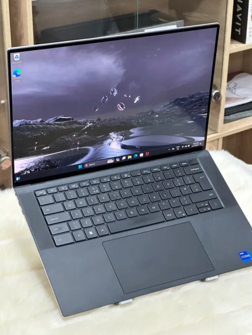 DELL XPS 15 9520 I7 12700H 16GO DDR5 1TO SSD NVIDIA GEFORCE RTX3050Ti 4GO 4K OLED TACTILE 