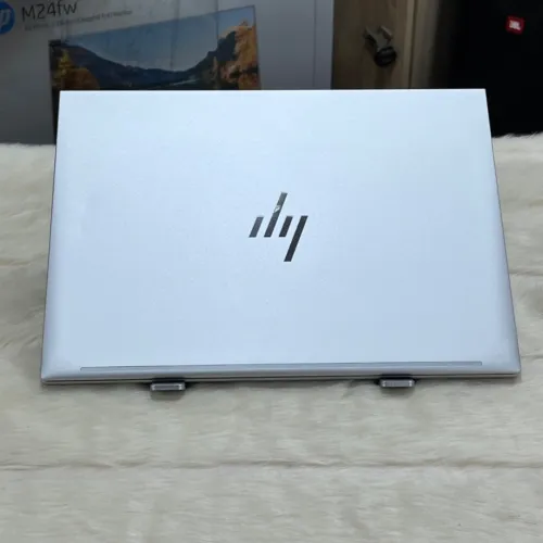 HP ELITEBOOK 830 G9 2023 ECRAN 13.3" FHD LED WITH HP SURE VIEW I5 VPRO 1245U RAM 16GO 512GO SSD