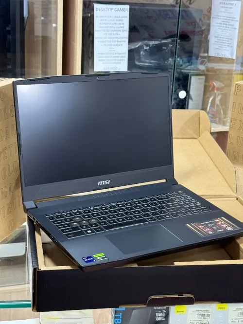 MSI KATANA 15HX B14WFK I9 14900Hx 16GO 1TO SSD NVIDIA GEFORCE RTX5060 8GO GDDR7 NEUF SOUS EMBALLAGE 
