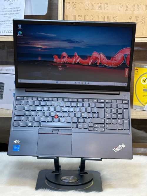 LENOVO THINKPAD E15 GEN 4 I5 1225U 8GO 256GO SSD NVME 