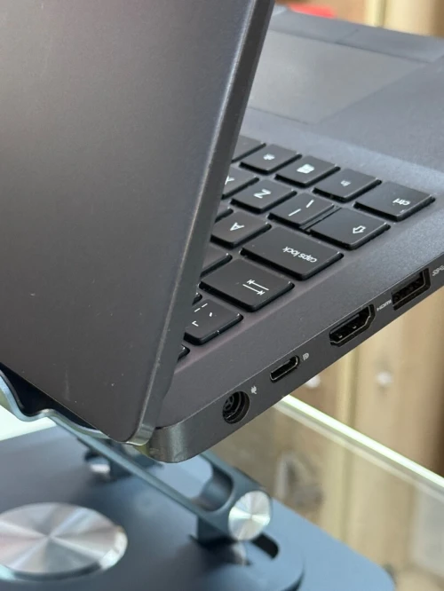 DELL LATITUDE 5300 I7 VPRO 8665U 16GO 256GO SSD NVME 