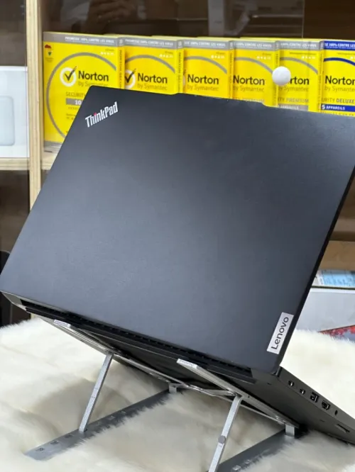LENOVO THINKPAD E14 GEN 5 AMD RYZEN 5 7530U 16GO 512GO SSD NVME 