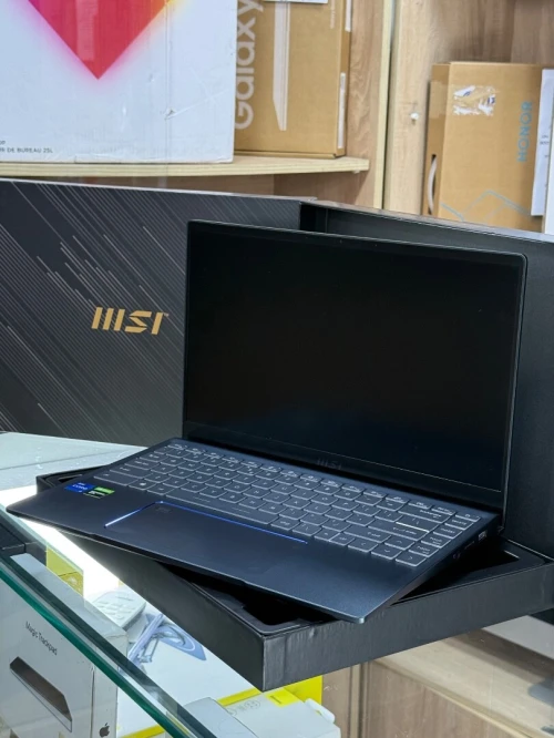 MSI PRESTIGE 14 A11SC I7 1185G7 16GO 1TO SSD NVIDIA GEFORCE GTX1650 4GO NEUF SOUS EMBALLAGE 