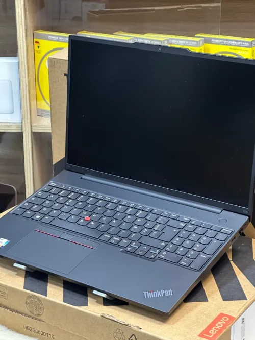 LENOVO THINKPAD E16 GEN1 I5 1335U 16GO 256GO SSD 16 NEUF SOUS EMBALLAGE 