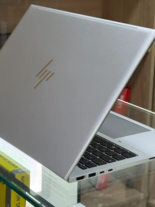 HP ELITEBOOK 860 G11 ULTRA 7 155U 16GO 512GO SSD NVME