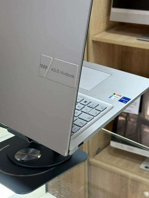 ASUS VIVOBOOK 17 X1704ZA I7 1255U 16GO 512GO SSD NVME