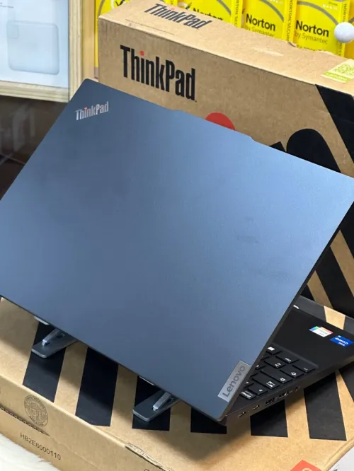 LENOVO THINKPAD E16 GEN1 I3 1315U 8GO 256GO SSD NEUF SOUS EMBALLAGE 