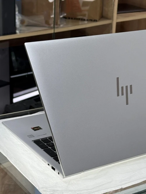 HP ELITEBOOK 865 G11 AMD RYZEN 7 8840U 16GO 512GO SSD NVME