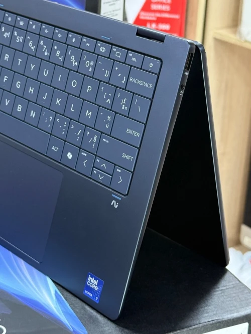 HP OLENIBOOK X Flip 14 FM0023DX INTEL CORE ULTRA 7 256V 16GO 1TO SSD NVME TACTILE X360 NEUF SOUS EMB