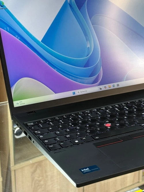 LENOVO THINKPAD T16 GEN 3 INTEL CORE ULTRA 7 VPRO 165H 16GO 512GO SSD NVME