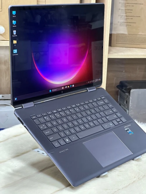 HP SPECTRE X360 16-F2XXX I7 EVO 13700H 16GO 1TO SSD 4K OLED TACTILE X360