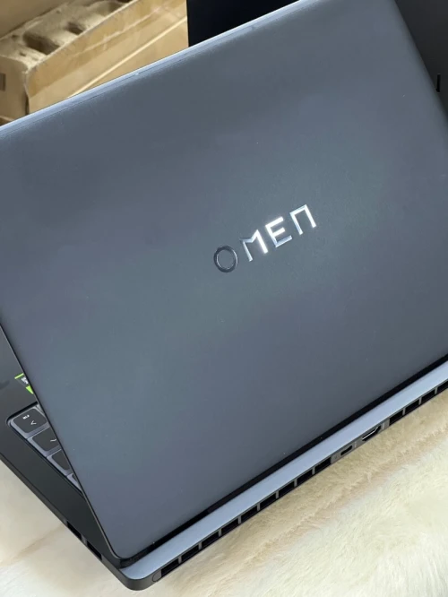 HP OMEN TRANSCEND 14-FB0XXX ULTRA 9 185H 32GO 1TO SSD NVIDIA GEFORCE RTX4060 8GO OLED 