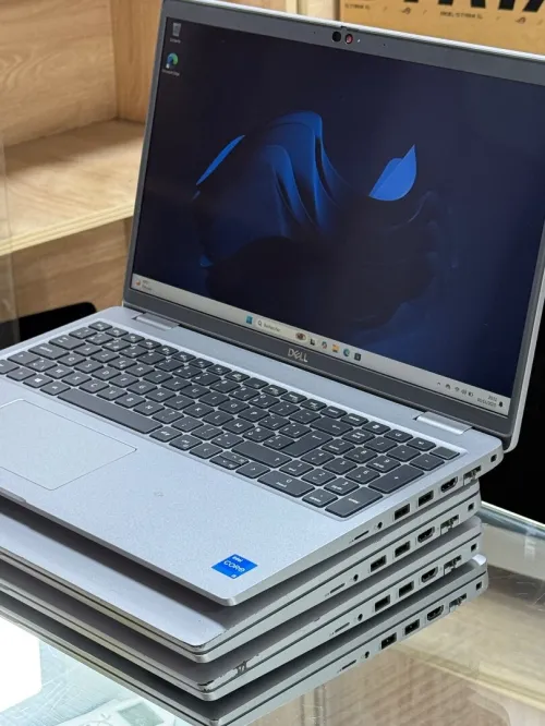 DELL LATITUDE 5520 I5 1135G7 8GO 256GO SSD NVME