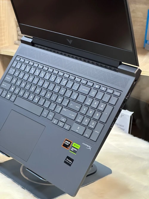 HP VICTUS GAMING 16 S1023DX AMD RYZEN 7 8845HS 16GO DDR5 512GO SSD NVIDIA GEFORCE RTX4070 8GO NEUF 
