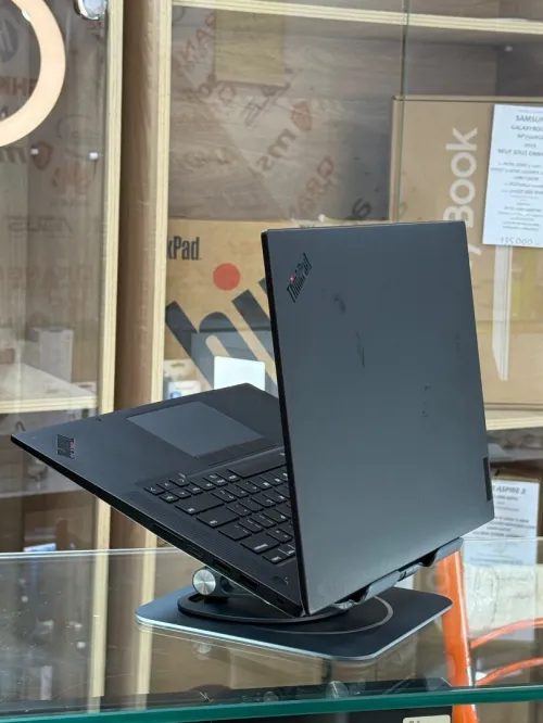 LENOVO THINKPAD P1 GEN 4 I7 11800H 32GO 512GO SSD NVIDIA T1200 4GO GDDR6