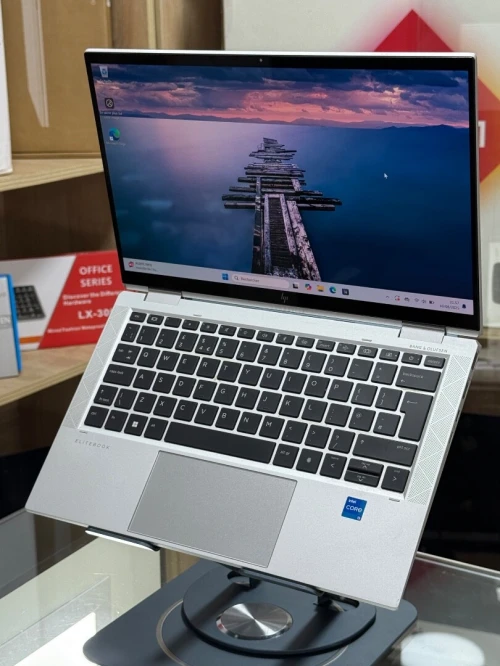 HP ELITEBOOK X360 1030 G8 I5 1135G7 16GO 256GO SSD 4K TACTILE X360