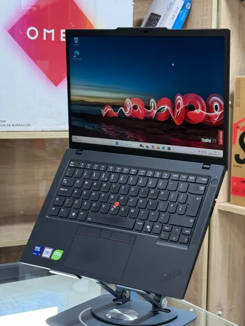 LENOVO THINKPAD T14 GEN 5 INTEL CORE ULTRA 5 135U 16GO 512GO SSD NVME