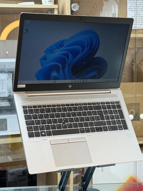 HP ELITEBOOK 755 G5 AMD RYZEN 3 PRO 2300U 16GO 256GO SSD