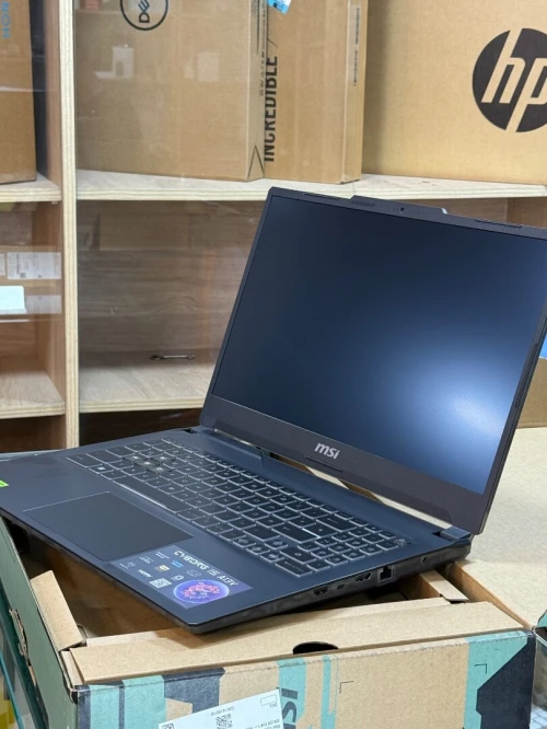 MSI CYBORG 15 A13VE I5 13420H 16GO 512GO SSD NVIDIA GEFORCE RTX4050 6GO NEUF SOUS EMBALLAGE 