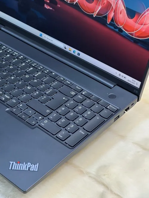 LENOVO THINKPAD E16 GEN 1 AMD RYZEN 5 7530U 16GO 256GO SSD NVME 