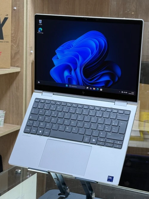 HP ELITEBOOK 8 FLIP G1i 13 INTEL CORE ULTRA 5 225U 16GO 512GO SSD TACTILE