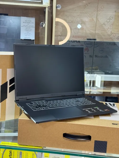 ASUS TUF A18 FA808UM AMD RYZEN 7 260 AI 16Go 1TO SSD NVIDIA GEFORCE RTX5060 8GO GDDR7 NEUF SOUS EMBALLAGE