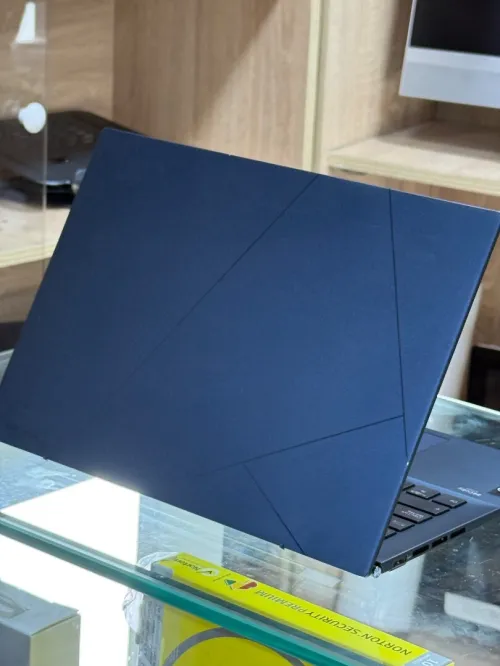 ASUS ZENBOOK UX3402ZA I7 EVO 1260P 16GO 512GO SSD OLED TACTILE