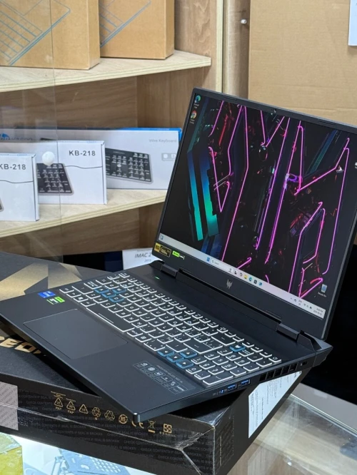 ACER PREDATOR HELIOS NEO 16 PHN16-71 I7 13700HX 16GO 1TO SSD NVIDIA GEFORCE RTX4060 8GO NEUF SOUS EM