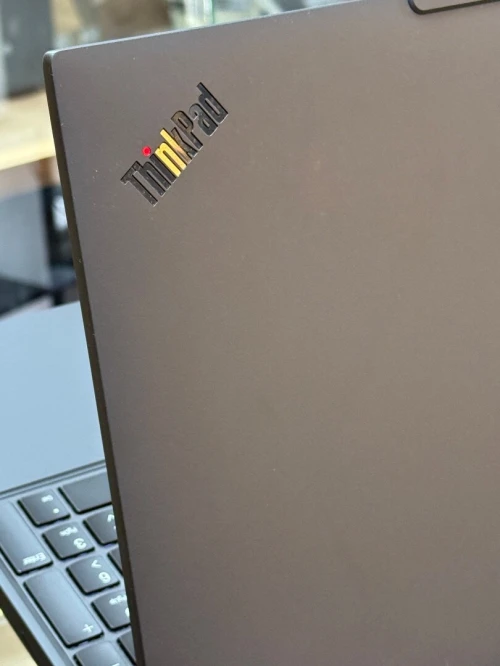 LENOVO THINKPAD T16 GEN 4 ULTRA 5 225U 16GO 1TO SSD NVME