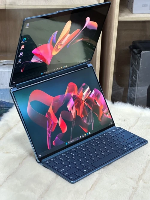LENOVO YOGA BOOK 9 13IMU9 ULTRA 7 155U 32GO DDR5X 1TO SSD + STYLET + SOURIS 