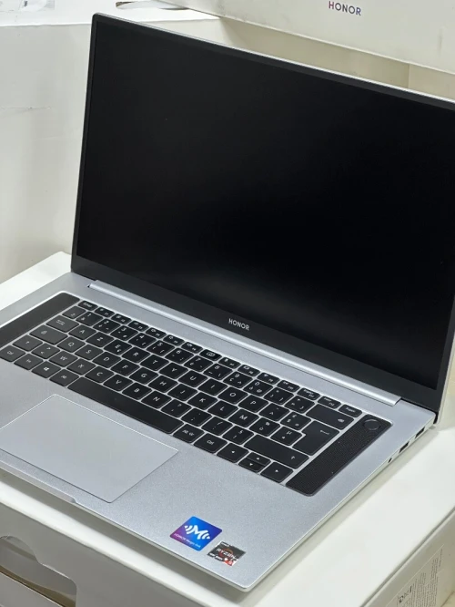 HONOR MAGICBOOK PRO HYLR-WFQ9 AMD RYZEN 5 4600H 16GO 512GO NEUF SOUS EMBALLAGE 